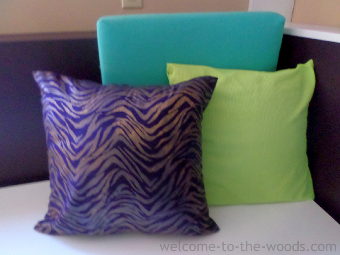DIY removable pillow covers using HOT GLUE!